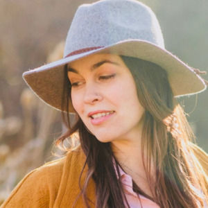 Meet your Posher, Posh